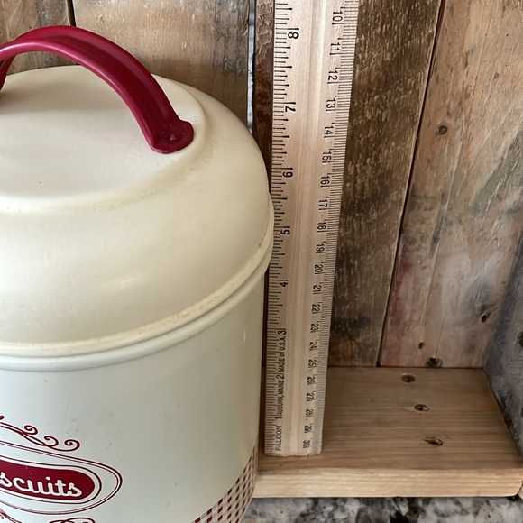 Vintage Rayware Metal “Biscuits” Tin - Picture 5 of 5